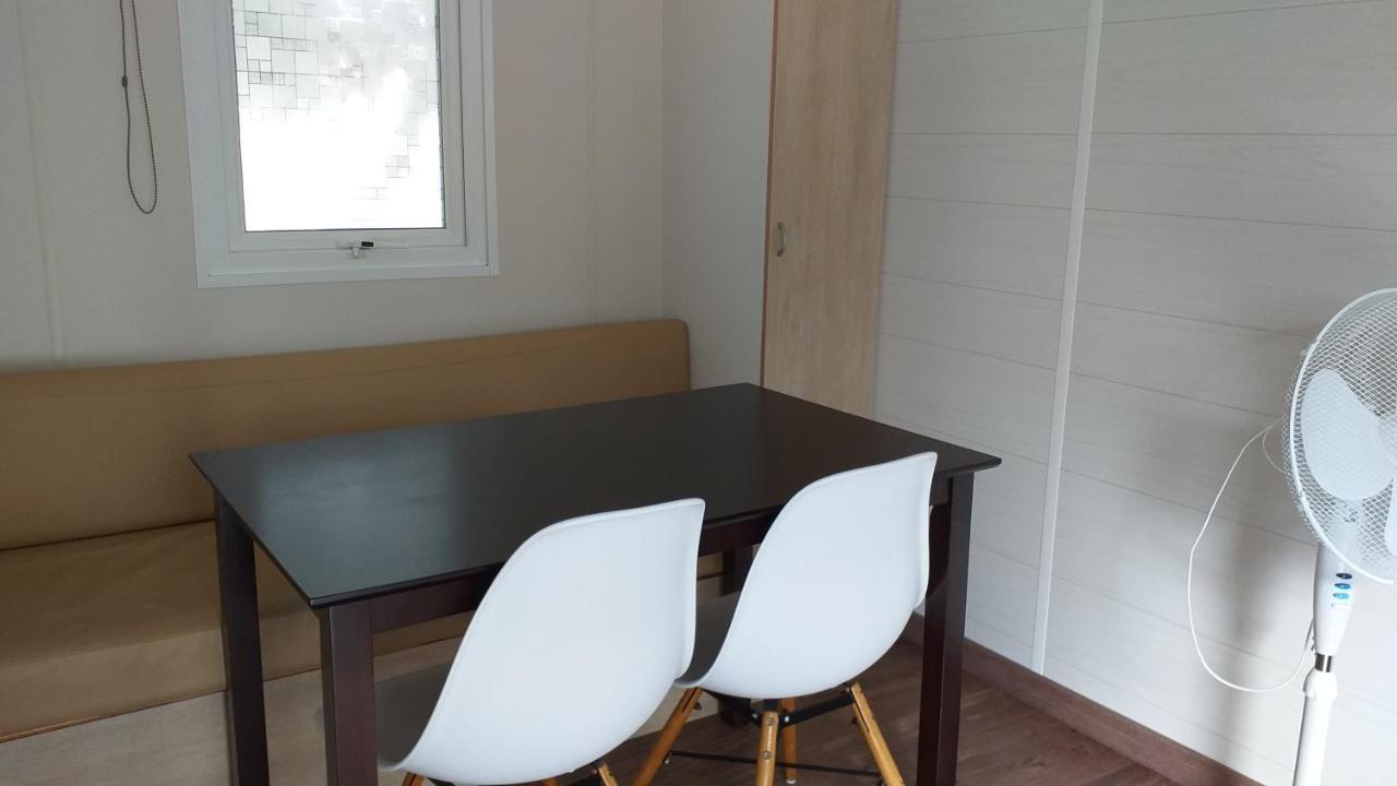 Mobilhome Chez Cathy & Simon Marseillan (Herault) Exterior foto